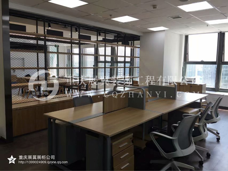 展廳賣場(chǎng)裝修4